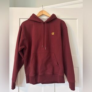 Champion Burgundy Sweatshirt with Gold Detailing